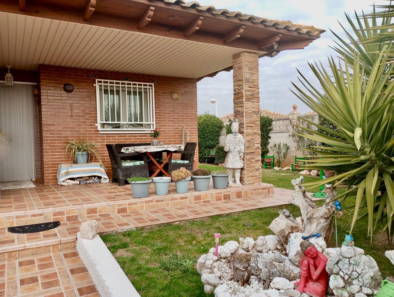 Chalet en Pinseque Zaragoza