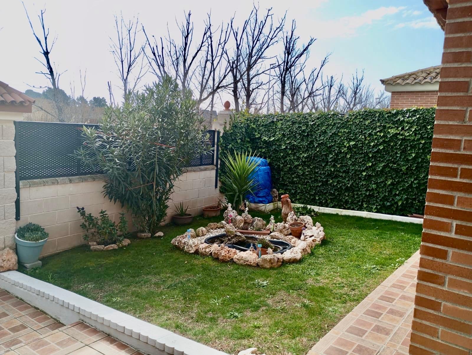 Chalet en Pinseque Zaragoza