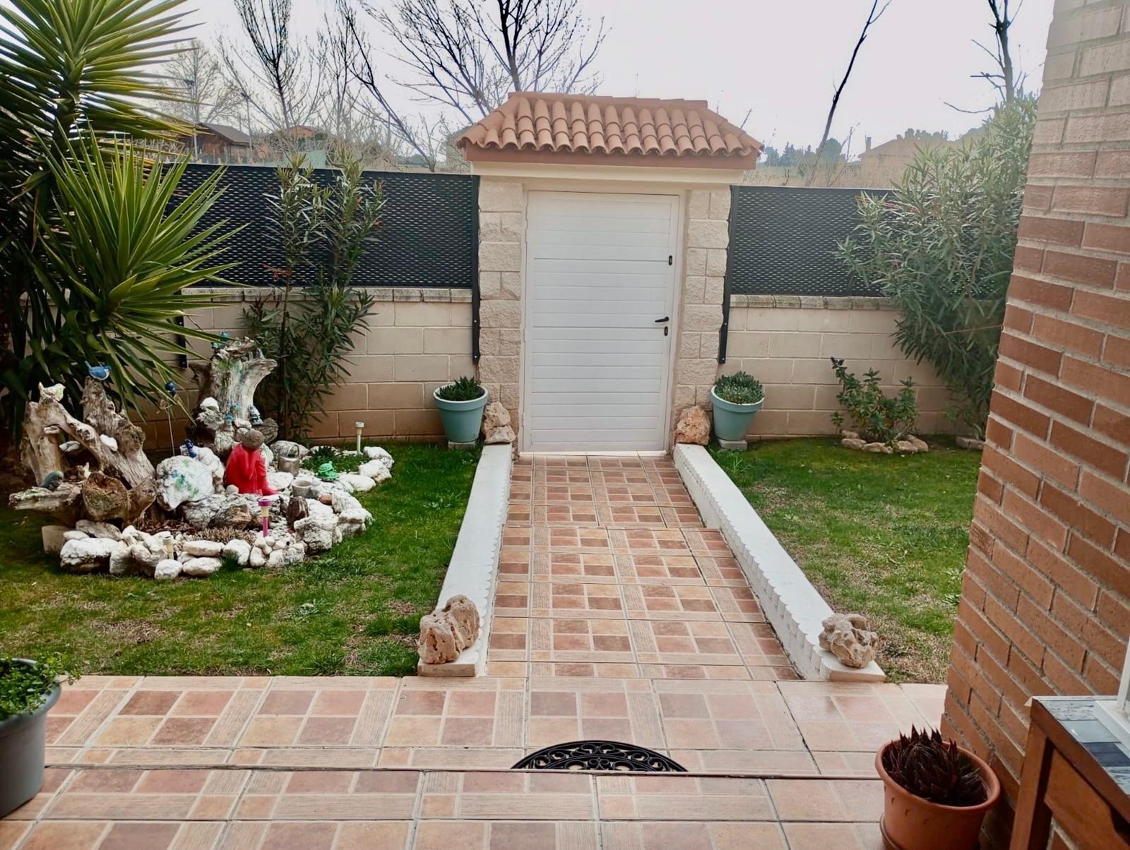 Chalet en Pinseque Zaragoza