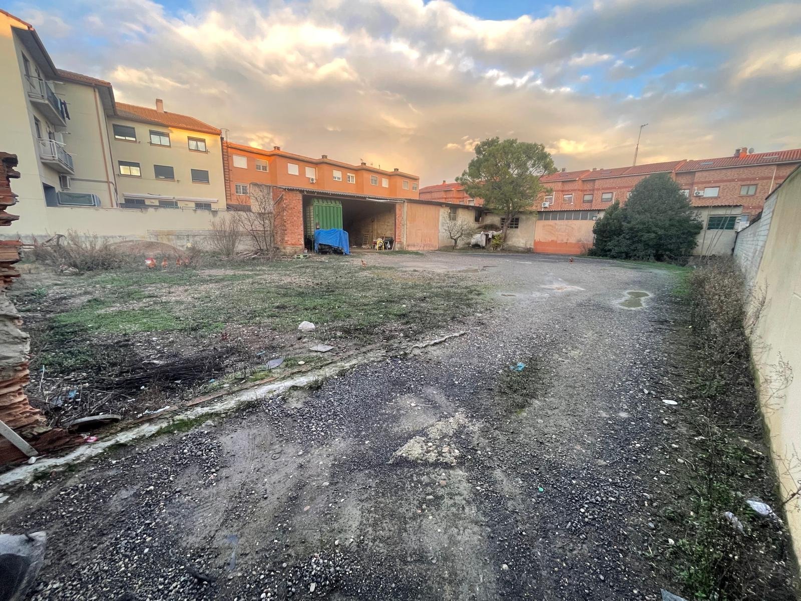 Terreno en la Puebla de Alfindén Zaragoza