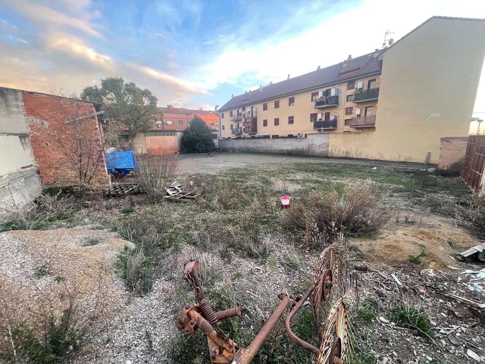 Terreno en la Puebla de Alfindén Zaragoza