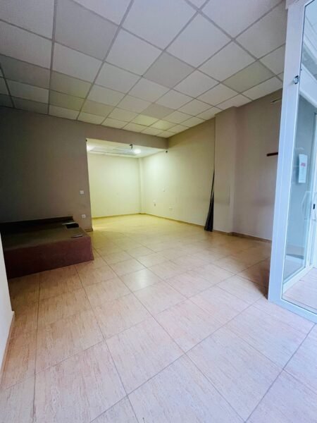 Local en alquiler en Calle Osa Menor S/N, Valdefierro, Oliver y Valdefierro